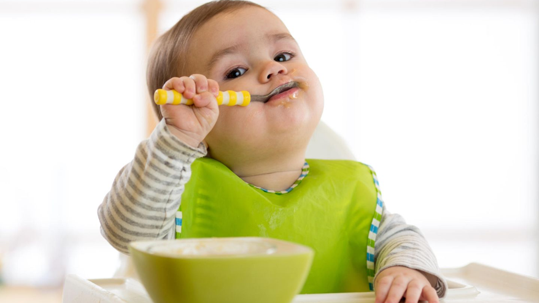 Tipps zur Reinigung von Babykleidung bis 2 Jahre – Flecken schonend entfernen