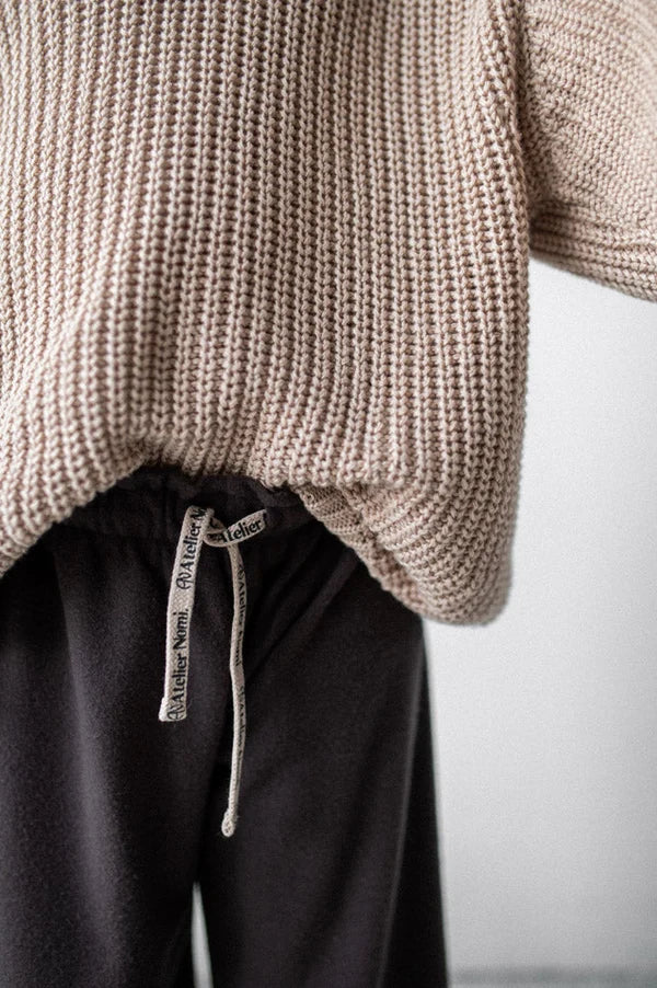 Atelier Nomi | Hose Beja | Black Coffee