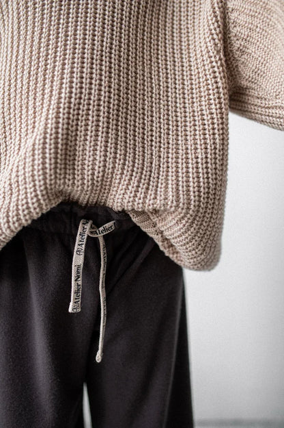 Atelier Nomi | Hose Beja | Black Coffee